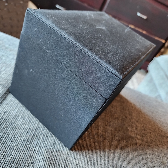 Gucci Box - Picture 2 of 3